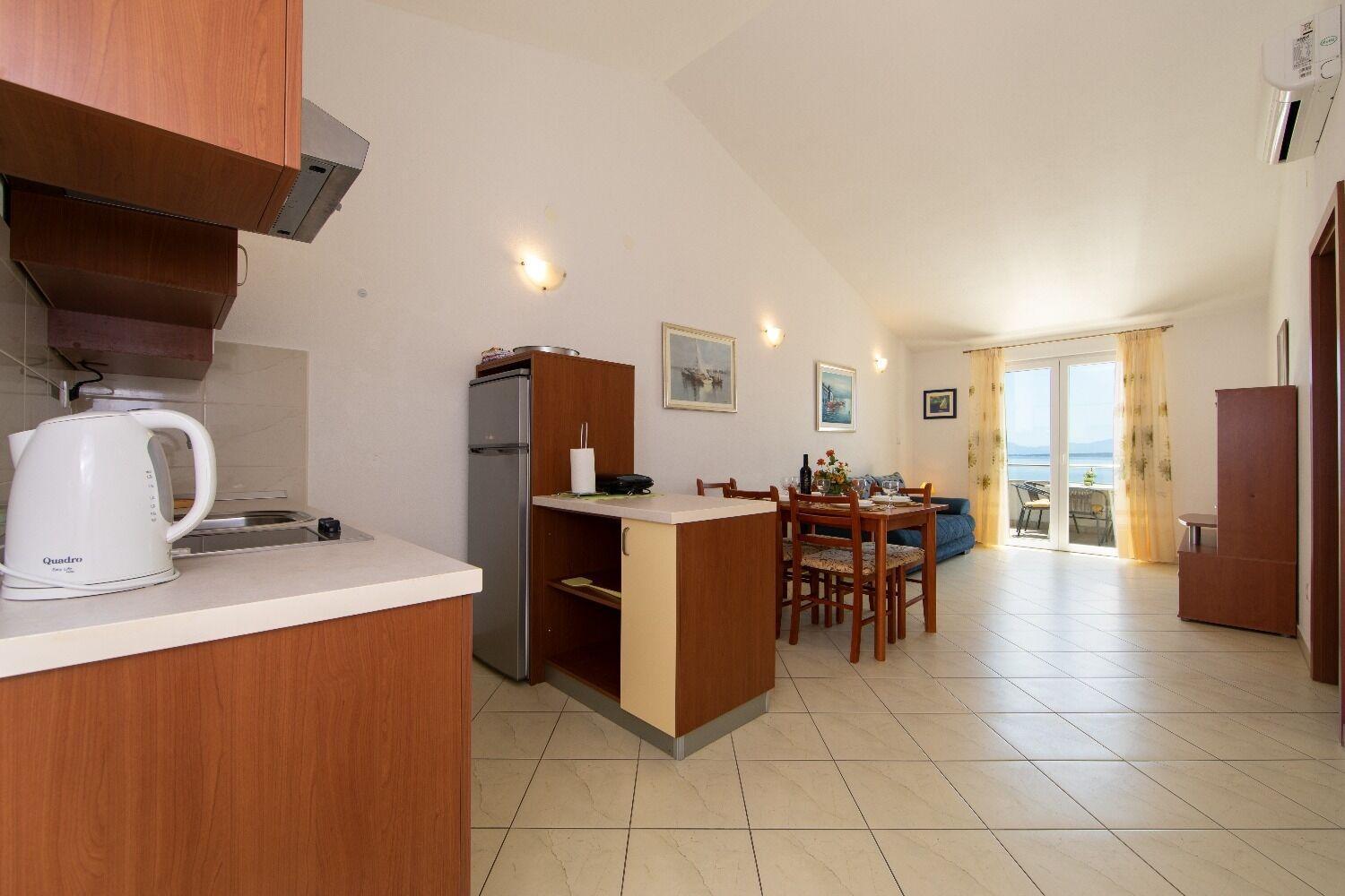 Apartments Ruzica - Sea View Igrane Bagian luar foto
