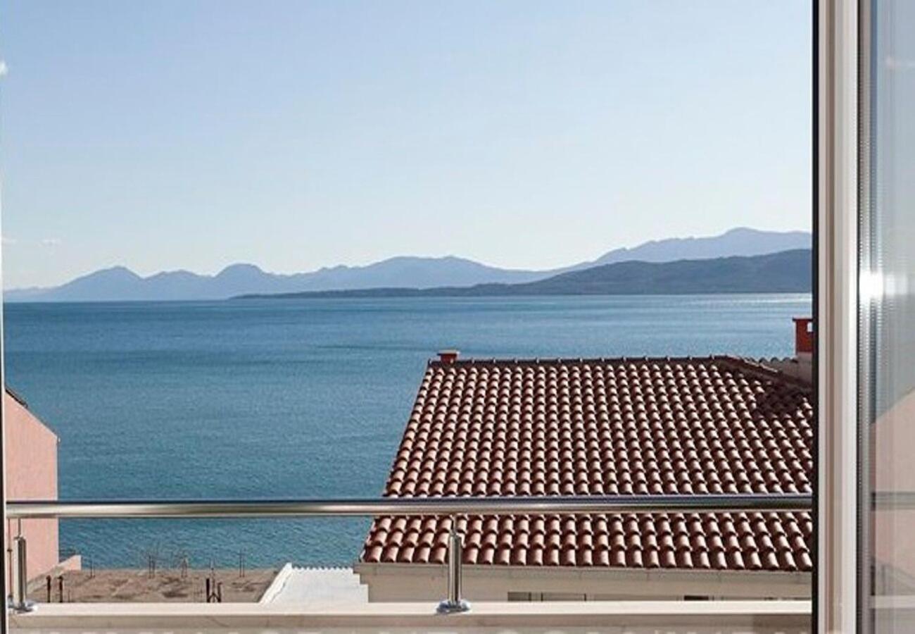Apartments Ruzica - Sea View Igrane Bagian luar foto