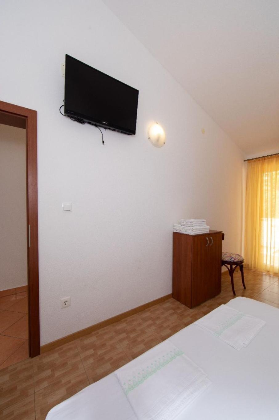Apartments Ruzica - Sea View Igrane Bagian luar foto